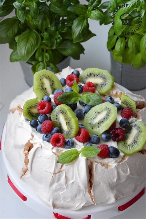 We managed to support over 300 families during these trying times and now we're working together with hope for the fatherless in rebuilding one of the oldest orphanages in the city. Beza Pavlova | Recipe | Pavlova, Przekąski oczyszczające ...