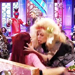 It's the number one thing she'll do to signal that she is not ready for a kiss. sam and cat on Tumblr