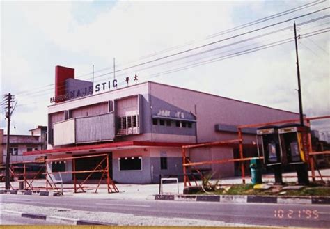 Jalan tengah, jalan 52/2, jalan 1/14, persiaran barat, jalan 52/4, jalan 52/18, jalan yong shook lin. City's old-timers reflect on Old Town's history and growth