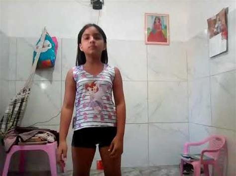 Menina de 4 anos surpreende plateia com dança do ventre. Menina Dancando - Menina Dancando Ok Ru Dudinha Dancando ...