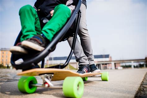 As a result the aloha brand was set to march across most surfing territories over the next decade following the. Passeando com bebê usando um longboard - Casinha da Cys