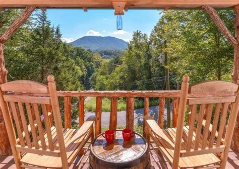 Last minute cabin rental pigeon forge. Pin on Travel tips and information