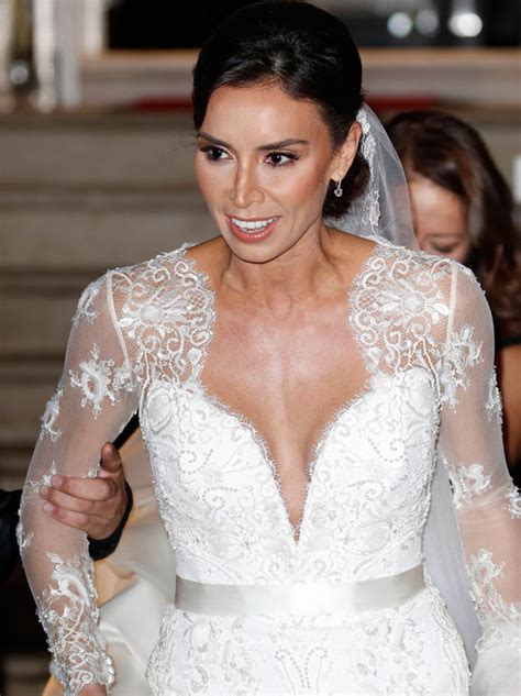 Christine's beautiful wedding dress reportedly cost £10,000. Christine Bleakley weds Frank Lampard: Stuns in lace ...