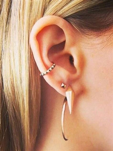 Latest ear piercings for women beautiful and cute ideas, piercings ear daith migraine relief, ear piercings helix double cartilage hoop, piercings ear. En 2016, parez vos oreilles de jolis piercings