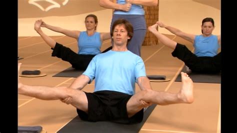 Kundalini yoga is designed specifically to strengthen will power and intuition. Power Yoga Mind & Body 234 BOAT - YouTube