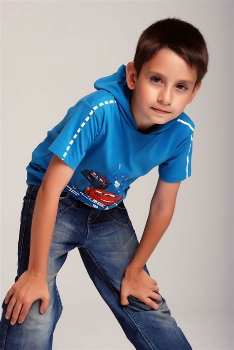 Please keep in mind that kids have a right to privacy as well, and if you are in any way unsure whether you have consent from the boy in question for photographs, then please edit the photo to obscure the boy's face. Fashion Kids. Никита Сысолин. Фотогалерея: Я - модель