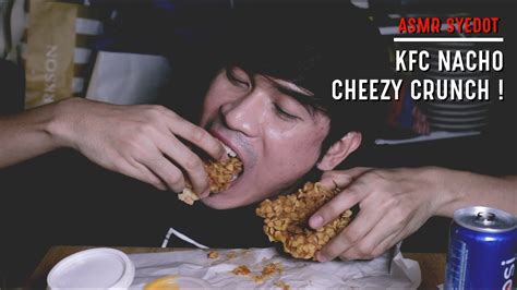 Triple breaded zinger fillet to give it that crunch topped with fresh lettuce and cheese. ASMR & REVIEW : KFC NACHO CHEEZY CRUNCH (EATING SOUND ...