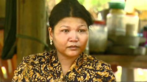 She was in malaysia around 3 years. Cambodian maids entering Malaysia despite ban - YouTube