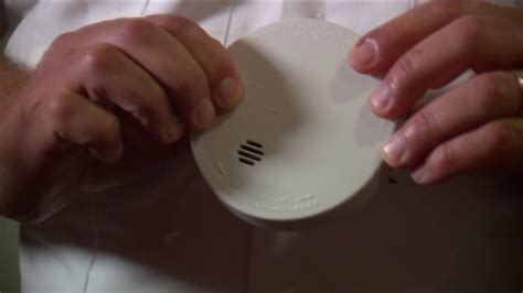 A smoke detector can be used either in an industrial setting, usually hooked up to a larger fire alarm system, or as an independent device in your residence. Here's how you can get a smoke detector for 99 cents this ...