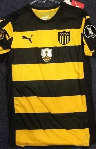 Siamo un negozio online specializzato nella vendita di abbigliamento da calcio se stai cercando maglie economiche e vuoi maglie di alta qualità, magliecalcio18.com è la scelta migliore. Penarol Cup Shirt football shirt 2017.