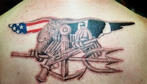 Yes, the new navy tattoo policy grants the same privileges to officers as enlisted personnel. 30 Navy Tattoos Which Will Make You Go Sailing - SloDive