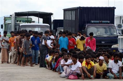 Please choose your language | sila pilih bahasa anda. Gajikan orang Rohingya atasi masalah kekurangan buruh di ...