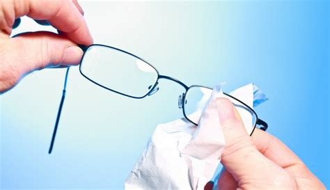 Alat pengukur rabun mata elekronik dapat. Kalau Tak Nak Cermin Mata Mudah Bercalar, Buat 5 Tip ...