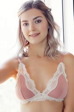 Atau buka www.semprot.com (dengan vpn) ikuti update terbaru dari semprot (maintenance dll) dari. Eva Elfie Spreads Her Legs Wide And Plays With Her Pussy - Picture 14 - MainBabes.com