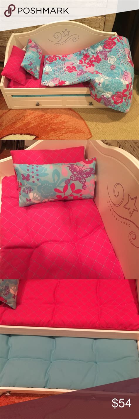 Trundle sets are made up of a mattress, bridge and trundle. American Girl Trundle Bed and Bedding Set (With images ...