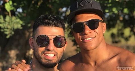 Der fc barcelona hat die verpflichtung von sergio agüero (32) verkündet. Sergio Agüero: Así fue su encuentro con Kylian Mbappé ...