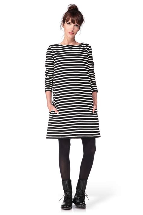 95 % viscose, 5 % lycra lavage manuel à 30 degrés le modèle. Robe marinière Tina Noir Petit Bateau sur MonShowroom.com ...