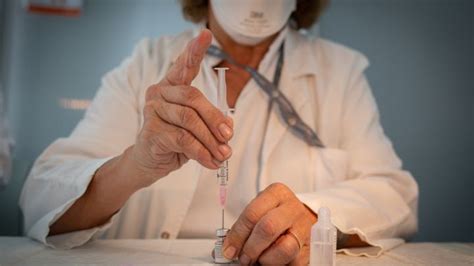 Eua vaccine application could be ready by late november. Vacuna contra el COVID: qué son las jeringuillas de ...