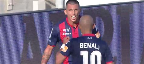 Ronaldo makes history with goal vs sassuolo. Calcio, Serie B: Crotone vs Chievo Verona 1-1