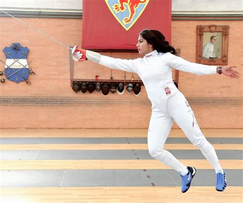 Indian fencer bhavani devi put up an inspired show on her olympic debut before bowing out in the second round of the women's individual sabre at tokyo 2020 on monday. Historic! Bhavani becomes 1st Indian fencer to qualify for ...