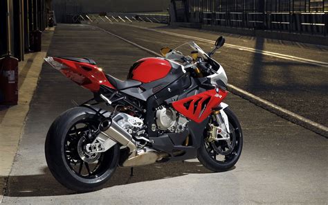 Maybe you would like to learn more about one of these? Ficha técnica da BMW S 1000 RR 2010 a 2014