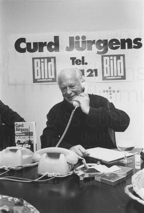 Logo bild zeitung welche schrift ist das ~ hallo ich suche die schriftart mit der in der bildzeitung bzw auf und den font des bildlogos danke für eure. PR-Foto, Telefon BILD-Zeitung 1980, 6 - Nachlass Curd Jürgens