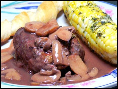 Learn how to make beef tenderloin with bordelaise sauce. Beef Bordelaise | Recipe in 2019 | Beef, Canned mushrooms, Beef broth