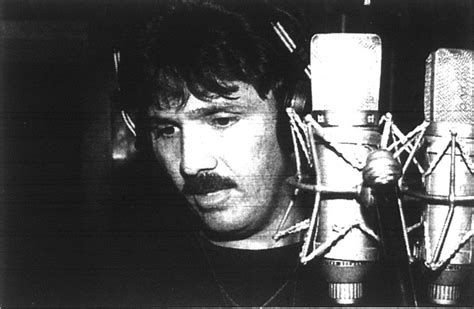 Rafael orozco — for the vallenato singer, see rafael orozco maestre. Modelo 75: 1991 - 1995