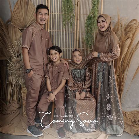 Kumpulan model kebaya modern terbaru, model kebaya wisuda, kebaya muslim, kebaya pernikahan, kebaya perkawinan, kebaya muslim dian pelangi, kebaya jawa, kebaya anak muda, kebaya pertunangan, model kebaya modis terbaru, trend baju kebaya modern. Model Baju Kondangan 2021 : Model Baju Pesta Kondangan ...