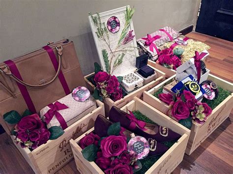 Maybe you would like to learn more about one of these? √ 15 Ide Seserahan dan Hantaran untuk Pernikahan - Kartika ...