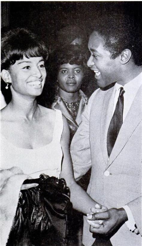 Born in cleveland, ohio, bobby womack came from a sizeable family. 1964 Sam chats with Omega Sims @ Ebony Fashion Fair, LA ...