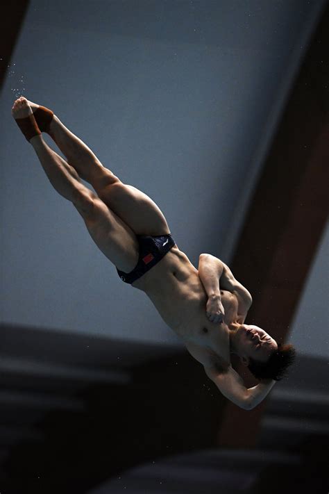 D 8.2.4.1 the starting position in standing dives shall be assumed when the diver stands on the front end of the board or platform. China stay on top at FINA Diving World Series in Fuji