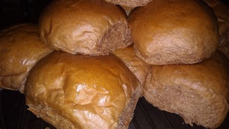 Sajikan dan nikmati hidangan enak dari sajian roti sobek homemade buatan sendiri. Resep Roti Sobek Coklat || Tanpa Telur dan Lembut - YouTube