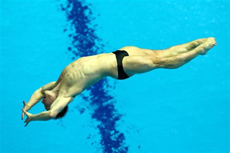 There are individual and synchronized events for both genders on each board. Olympic diving champion Laugher aiming to continue career ...