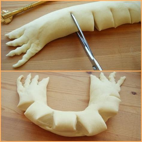 Maybe you would like to learn more about one of these? Pane sardo Coccoi | GustoFantasia | Pane sardo, Pane, Pane ...