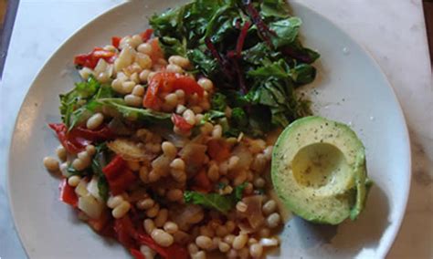 This too is a simple meal, which consists of quinoa. Alkaline Meals Ideas / 5 Easy Alkaline Diet Recipes Healthista : Alkaline meal ideas provides ...