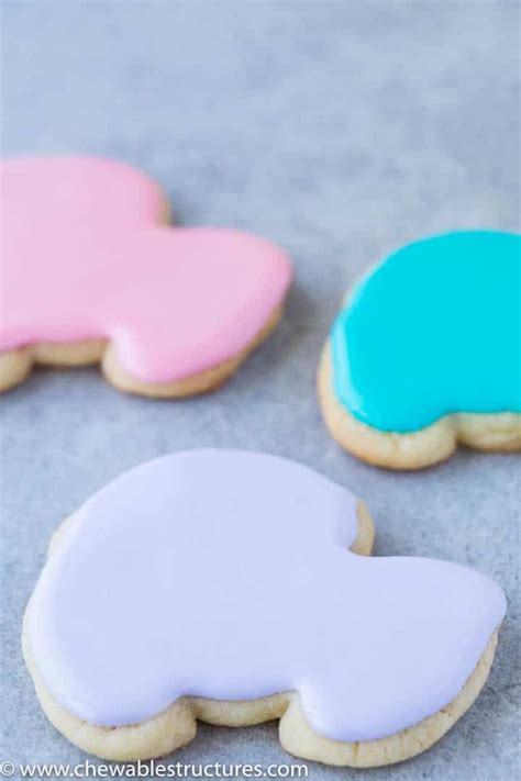 I don't like using raw eggs and i don't always have meringue powder which are both common ingredients in royal icing. Sub For Merengue Powder For.sugar Cookie.icing? : Royal Icing Sugar Cookies Recipes | Food ...