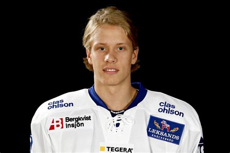 Sportbladet har i helgen kunnat avslöja att leksand och färjestad gått en dragkamp om jacob de la rose, 26 år, som de senaste säsongerna spelat i nordamerika, både i nhl och ahl. Jacob de la Rose Is Making an Impression in Montreal The ...