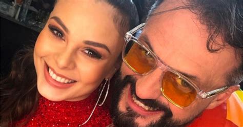 Fanouškům si vylila srdíčko, proč by mu počítač nejraději rozmlátila na maděru. Prostě tatínkova! MONIKA BAGÁROVÁ přidala fotku svého ...