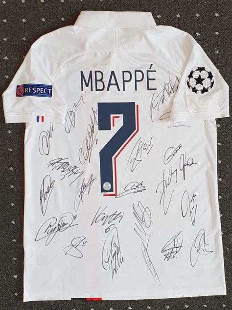 Bayern münchen trikot mit eigenem namen natürlich. Kylian Mbappe Paris Saint Germain Trikot kaufen auf Ricardo