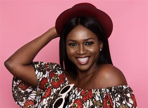 Read more about singer waje loses her father "Why I Can Date A Man 10 Years Younger Than Me" - Singer ...