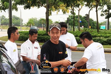 Kementerian belia dan sukan (kbs) sedia bekerjasama dengan semua pihak terutamanya persatuan sukan elektronik malaysia. MAG EVENT: MAG@PROGRAM RAKAN MUDA Y-AVENUE DI SEKITAR ...