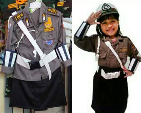 Tkw hongkong ajak anak majikan yg masih unyu\ cek in. Model Anak Pake Baju Polisi Untuk Editing : Foto Sejumlah ...