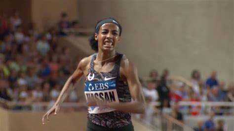 Sifan hassan set a new world record in the women's mile, covering the distance in 4:12.33, trimming 0.23 seconds off the previous mark of 4:12.56 set by russia's svetlana masterkova. Sifan Hassan breaks women's mile world record in 4:12:33 ...