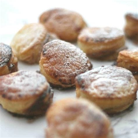 A homemade crust makes all the difference! Mary Berry Sweet Shortcrust Pastry : Mary Berry Sweet ...