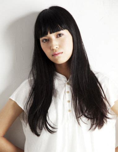 Adding layers to your haircut can change the look entirely (in a good way). Image result for 2000s japanese layered hair | Layered ...