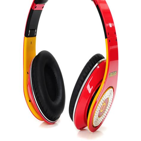 Beats by dr dre pro high performance ferrari headphones are designed for sound engineers, musicians, and those who take sound seriously. Beats By Dr Dre Ferrari Limited Headphones with Diamond