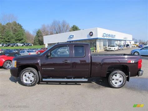Edmunds also has chevrolet colorado extended cab pricing, mpg, specs, pictures, safety features, consumer work truck 4dr extended cab 4wd sb (2.5l 4cyl 6a). 2008 Dark Cherry Metallic Chevrolet Silverado 1500 Z71 ...