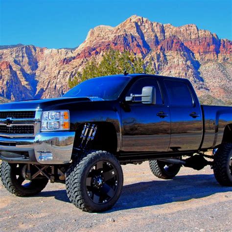 Searching for truck lift kits? A new chevy with a lift kit would a heck of alot better with you up in it-cruise | Lifted ...