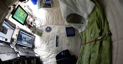 We did not find results for: Astronaut Scott Kelly shows cozy bedroom in space